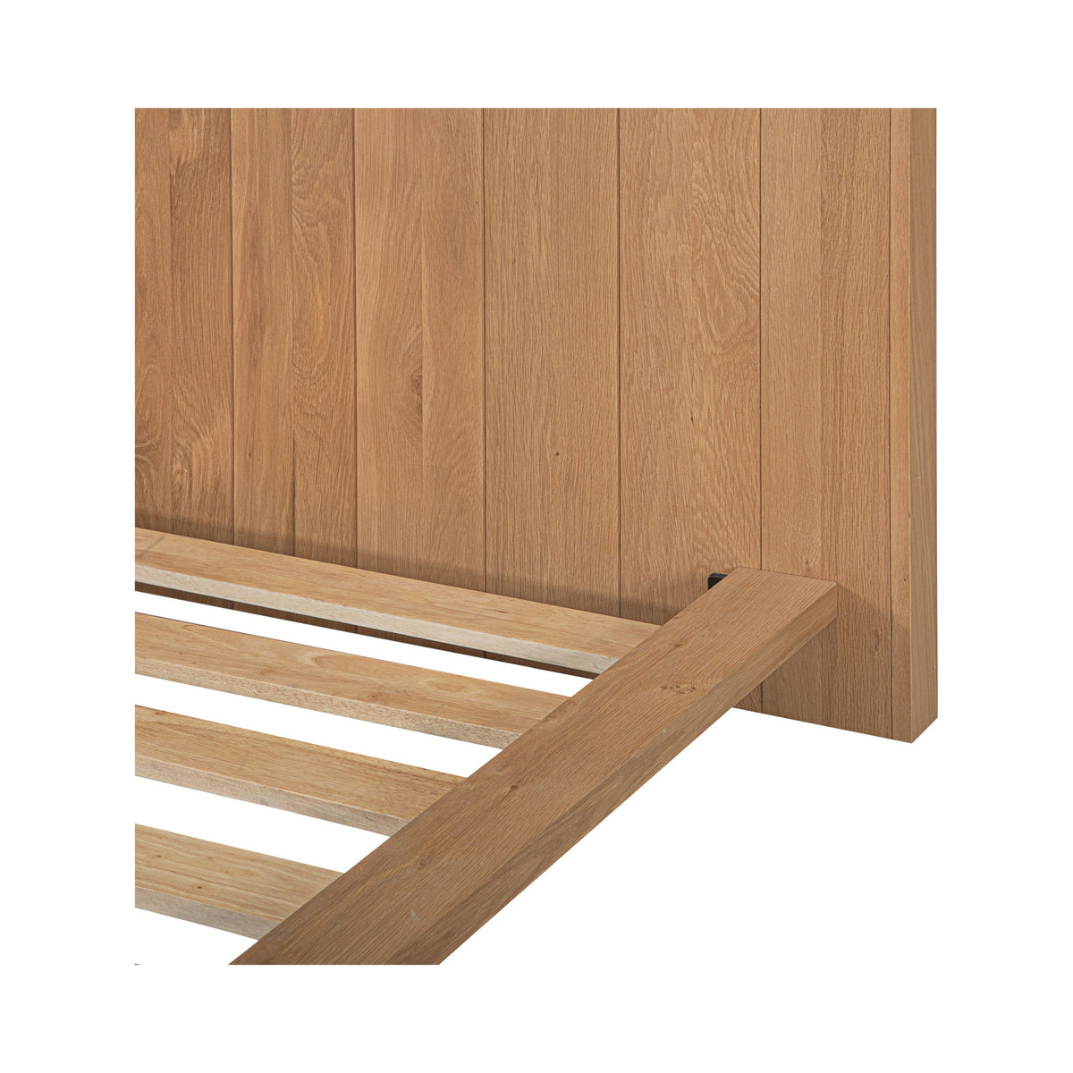 Plank - Queen Bed - Natural Oak