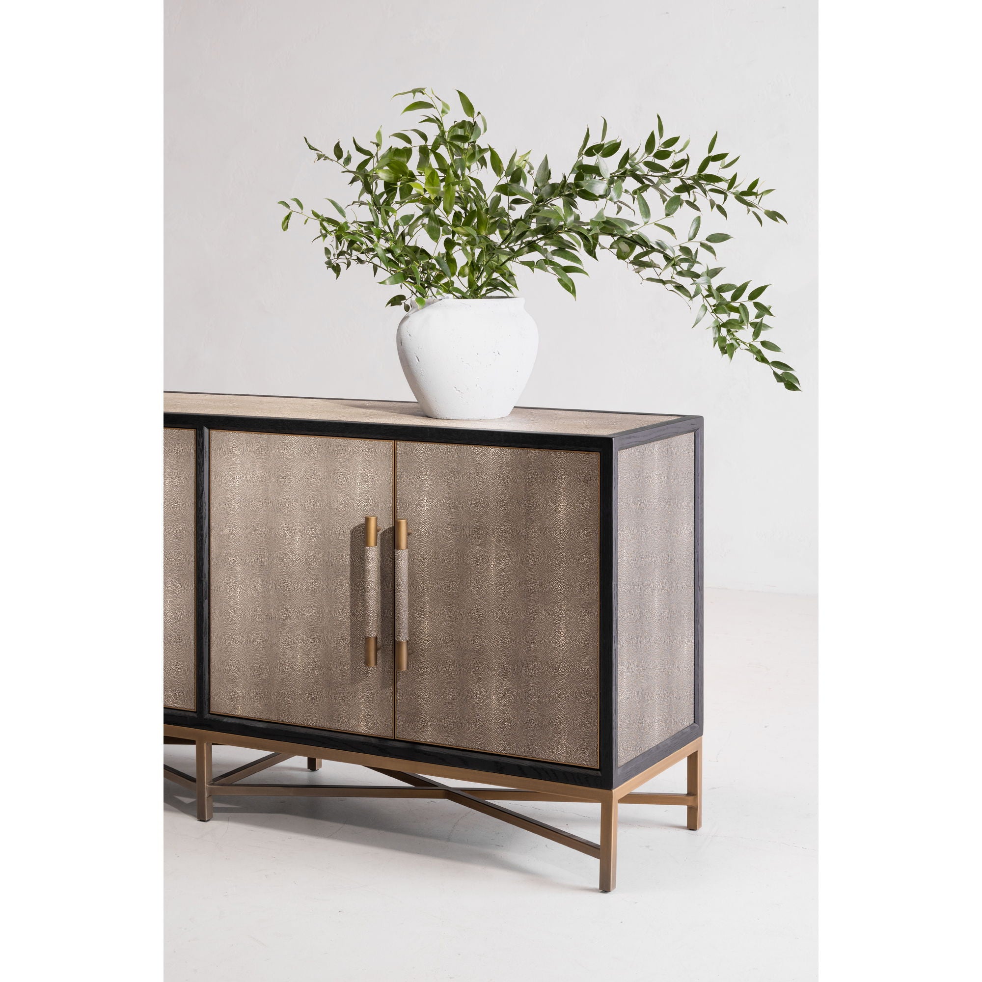 Mako - Sideboard - Gray