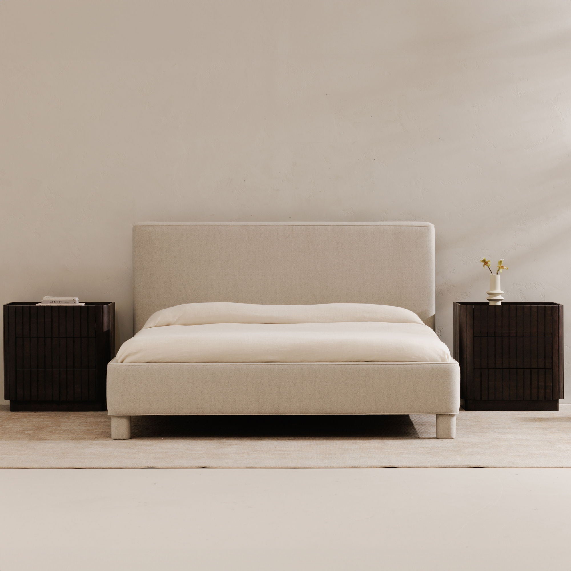 Ichigo - King Bed - Light Gray