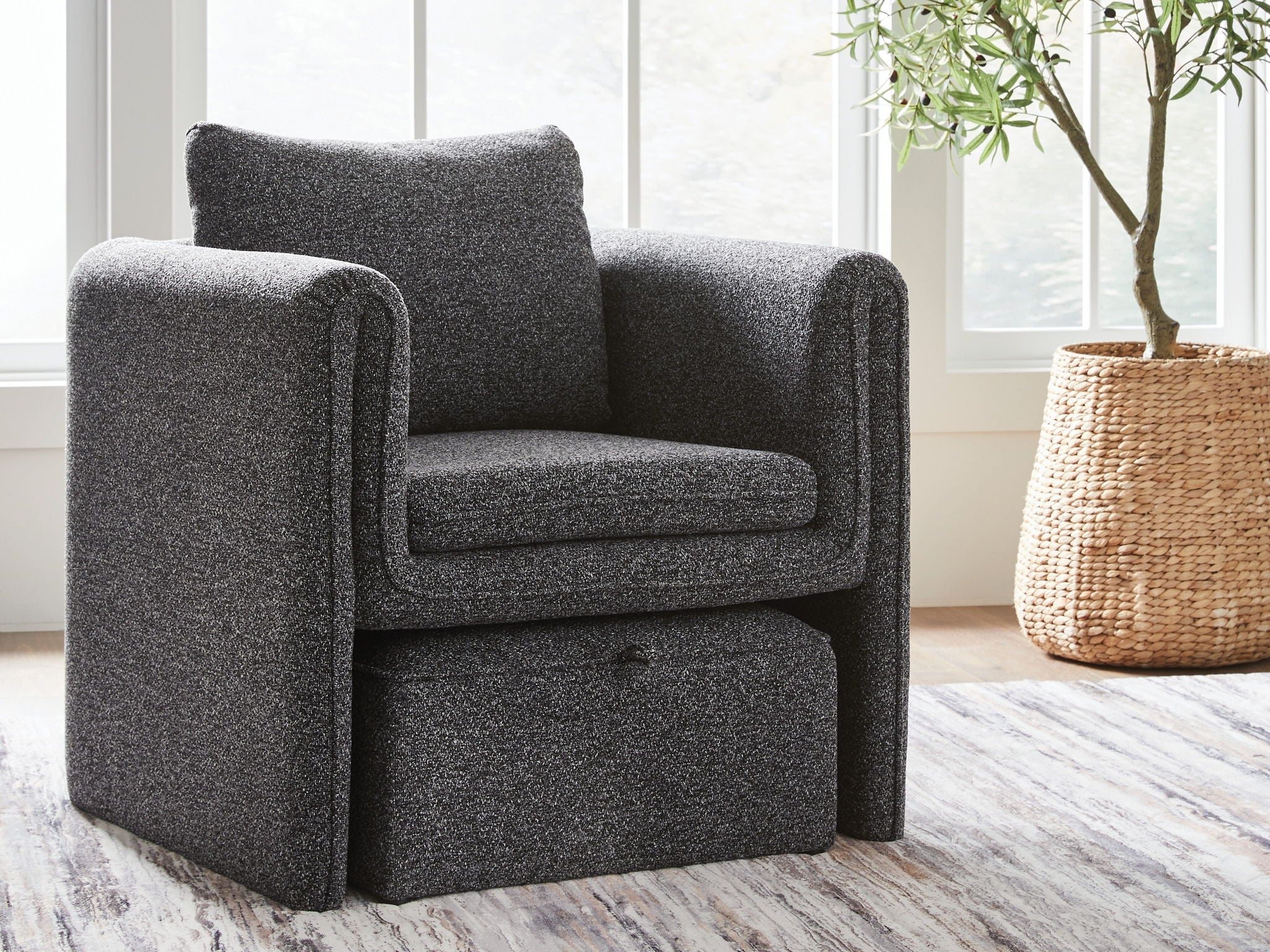 Vreni - Charcoal / Black - Accent Chair