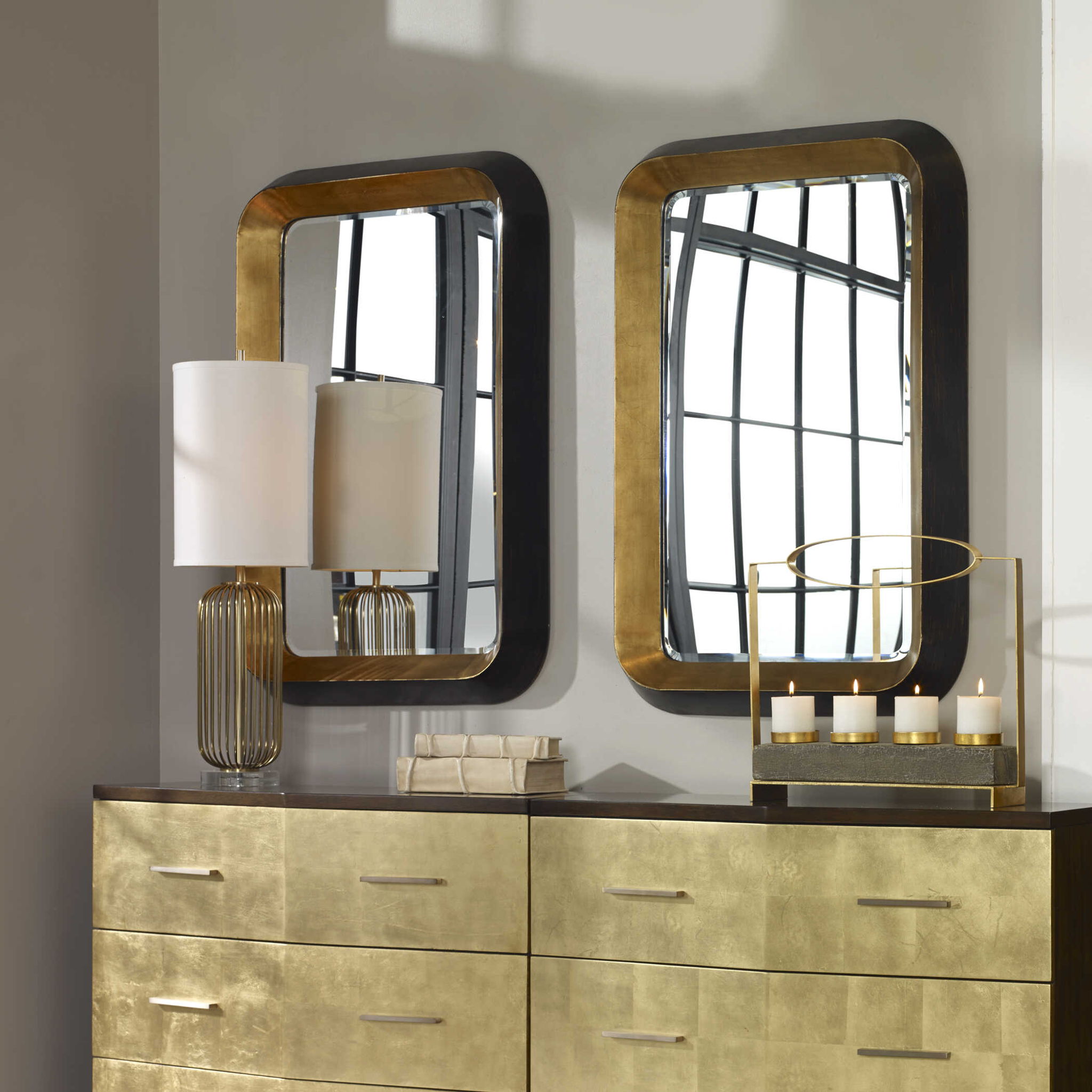 Niva - Metallic Wall Mirror - Gold