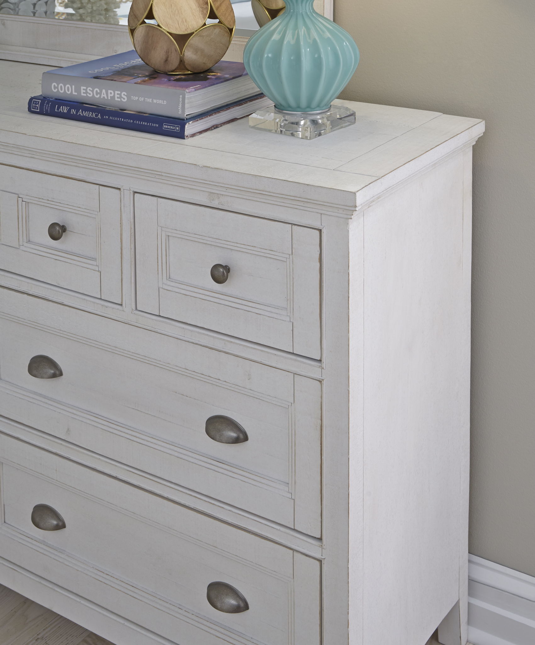 Heron Cove - Drawer Dresser