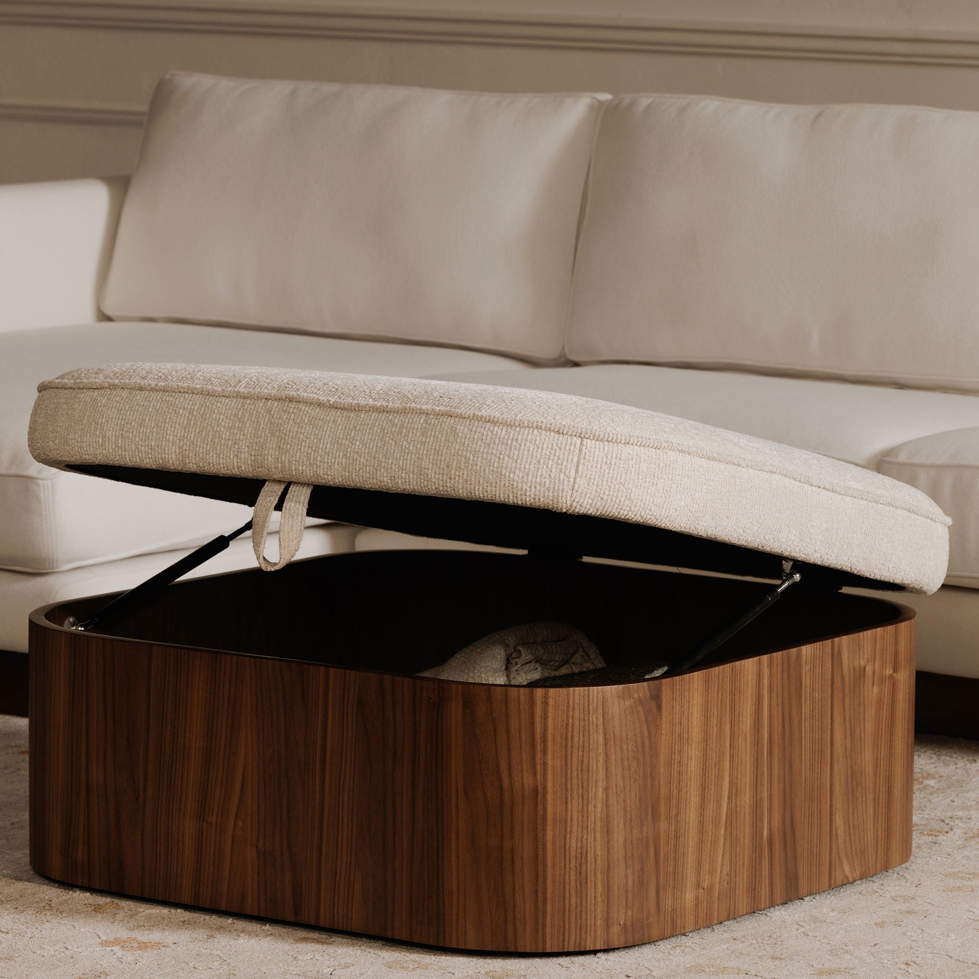 Sonny - Ottoman - Walnut