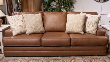 VillaCourt - Caramel - Sofa