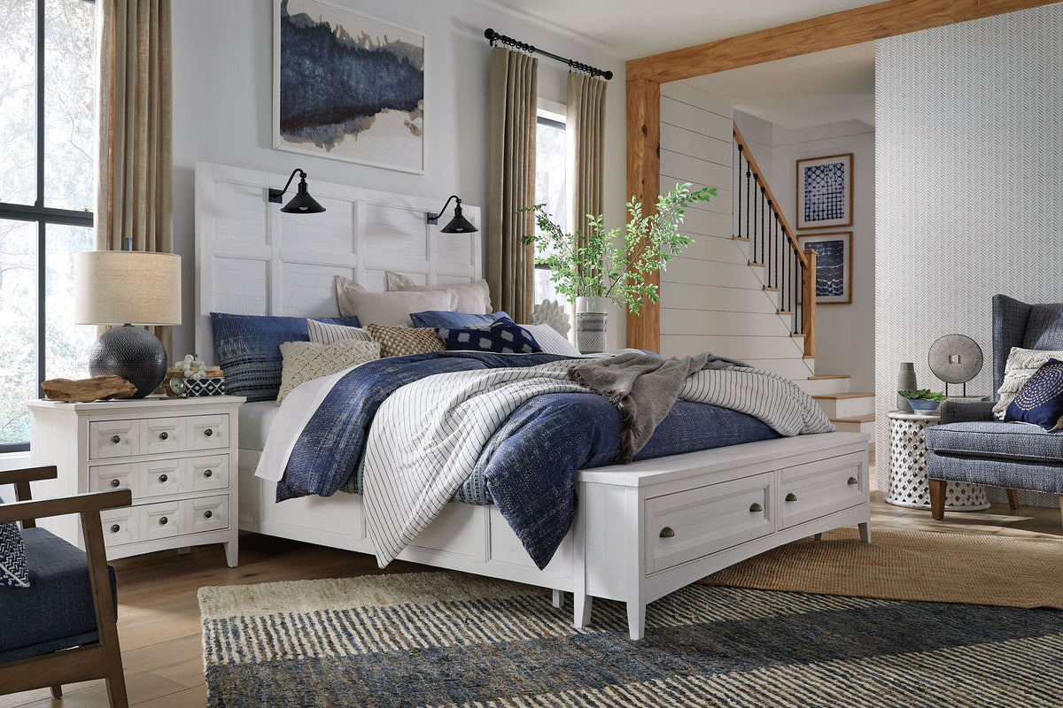 Heron Cove - Relaxed Traditional Chalk White Three Drawer Nightstand - Chalk White