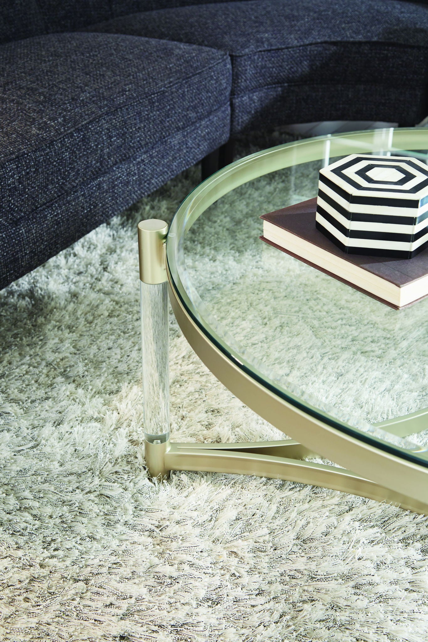 Silas - Table
