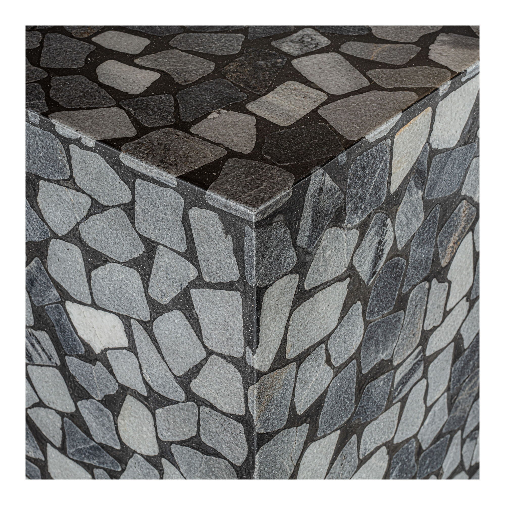 Kiri - Outdoor Side Table - Dark Gray