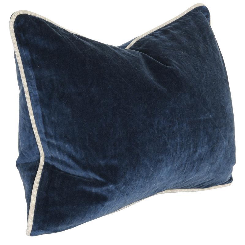 Heirloom Velvet - SLD Pillow