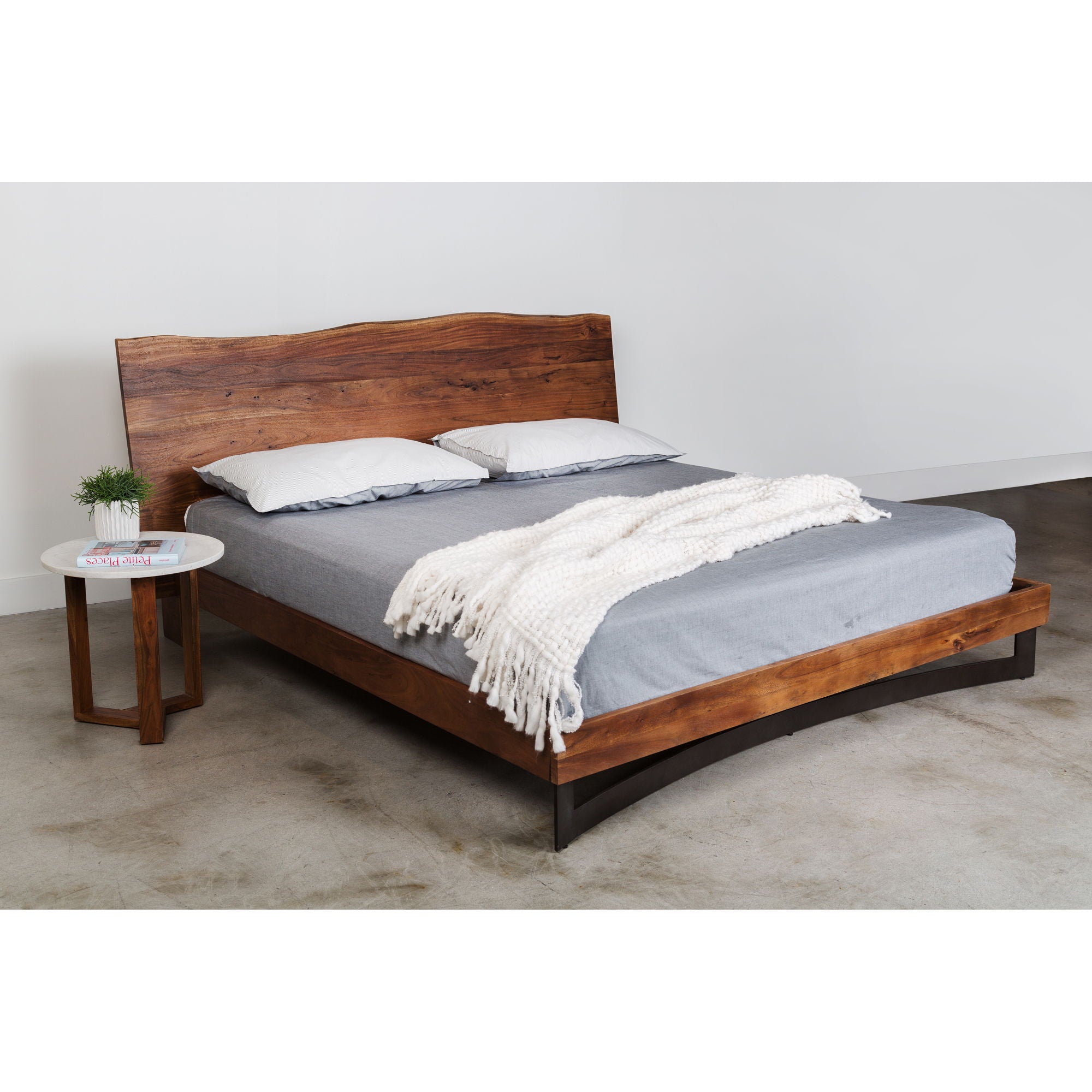 Bent - King Size Bed - Natural Stain
