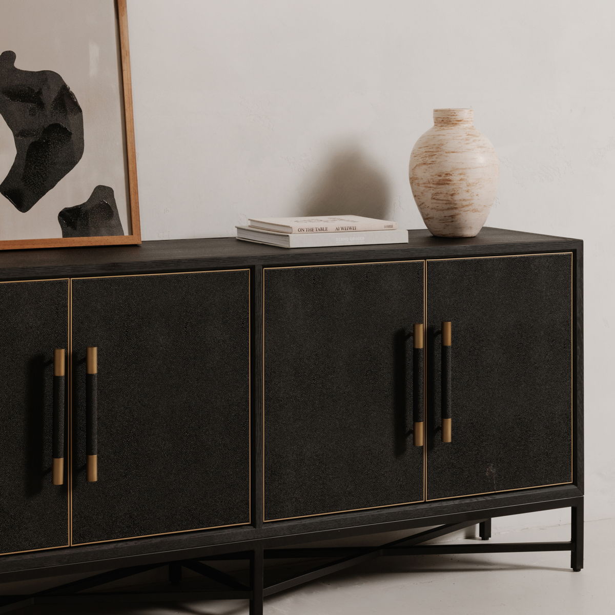 Mako - Sideboard - Black